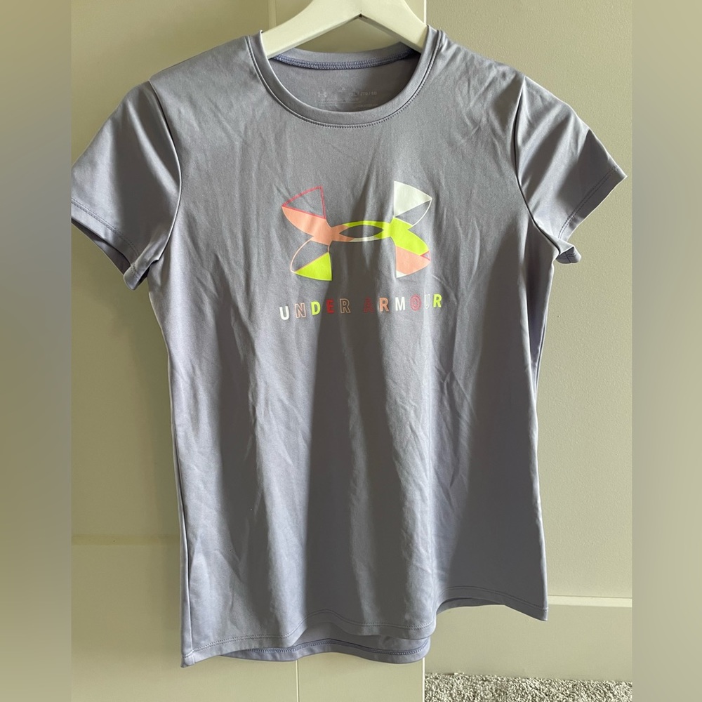 Under armour girls top